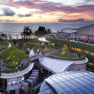 Yello Kuta Beachwalk Bali *** كوتا
